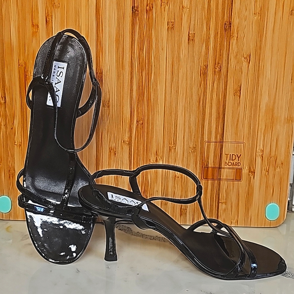ISSAC BLACK STRAPPY  Sandal